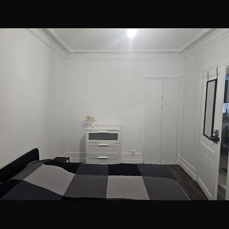 شقة Haussmanien