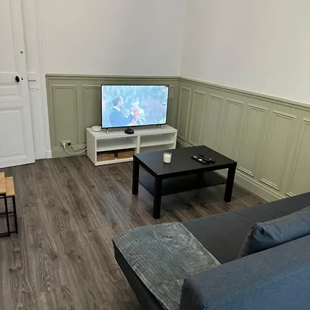 Haussmanien شقة باريس